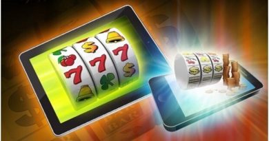 What percentage do slots payout
